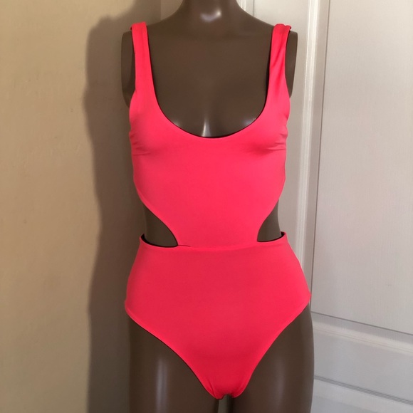 L*Space Rita Reversible Cut Out Monokini Swimsuit - Picture 4 of 5